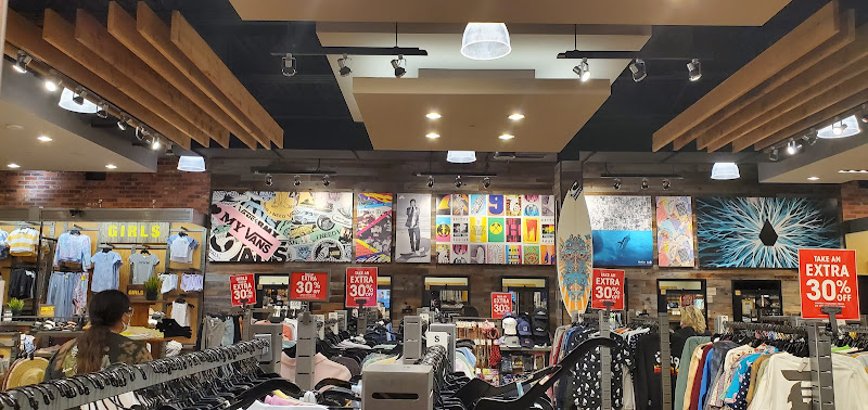 Tillys