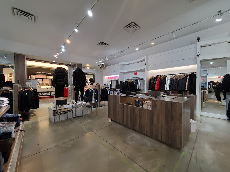 The Men's Club - Metrotown