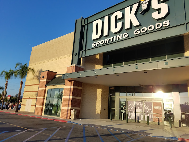 Dick's Sporting Goods