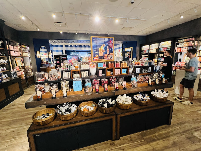 Bath & Body Works