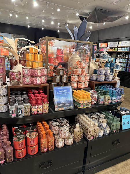 Bath & Body Works