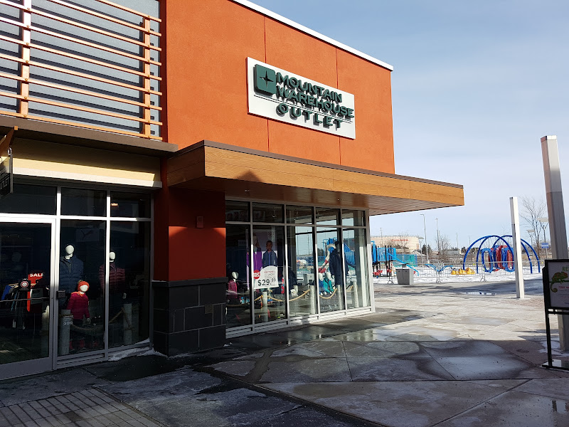 Mountain Warehouse