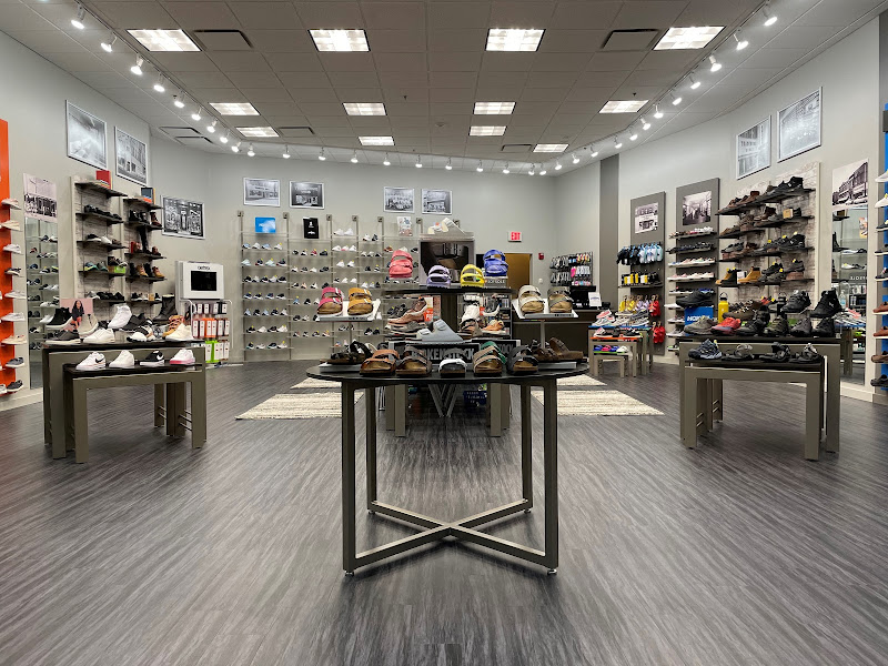 Tradehome Shoes