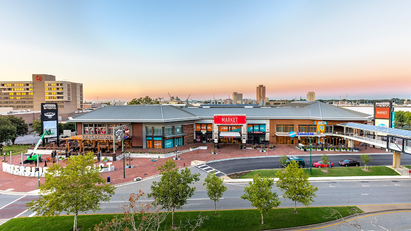 Waterside District