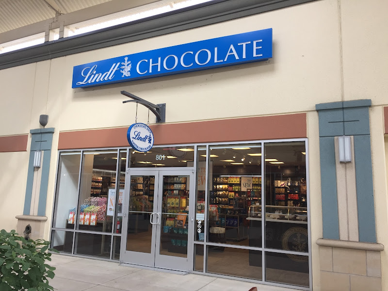 Lindt Chocolate Shop