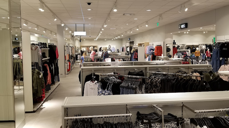 H&M