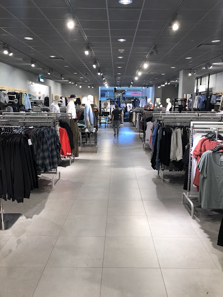 H&M
