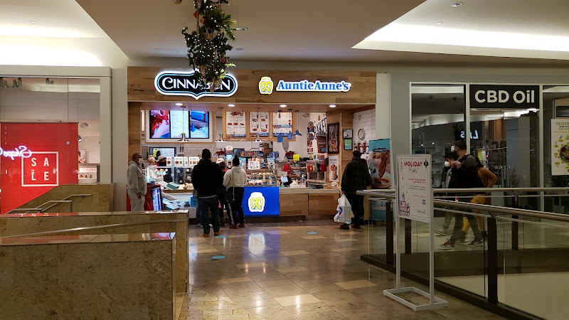 Cinnabon
