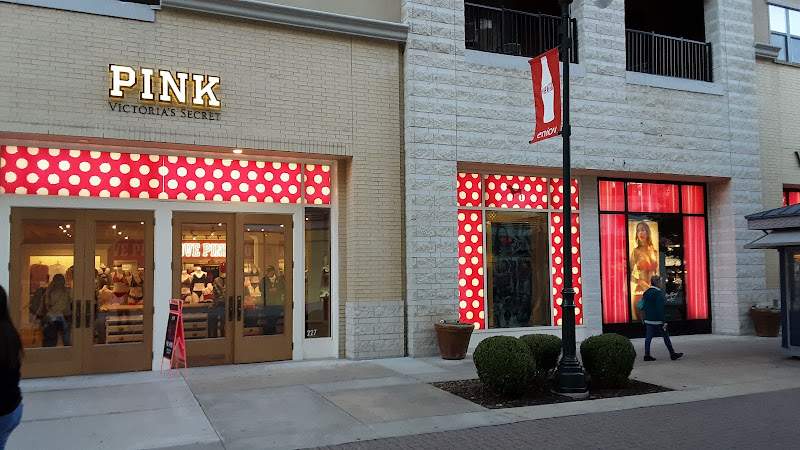 Victoria's Secret & PINK