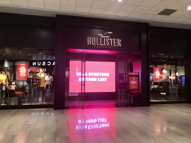 Hollister Co.