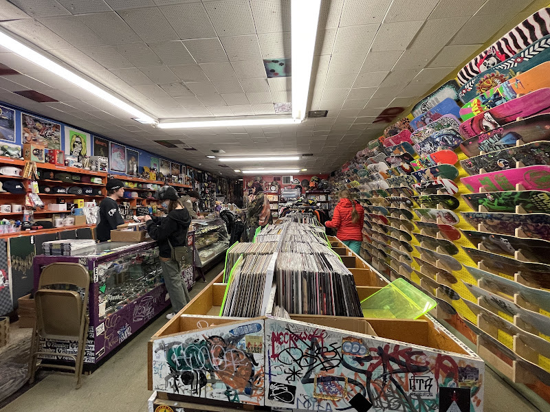 Raunch Records & Skate
