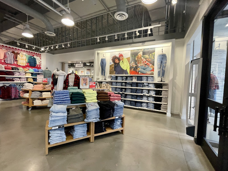American Eagle & Aerie