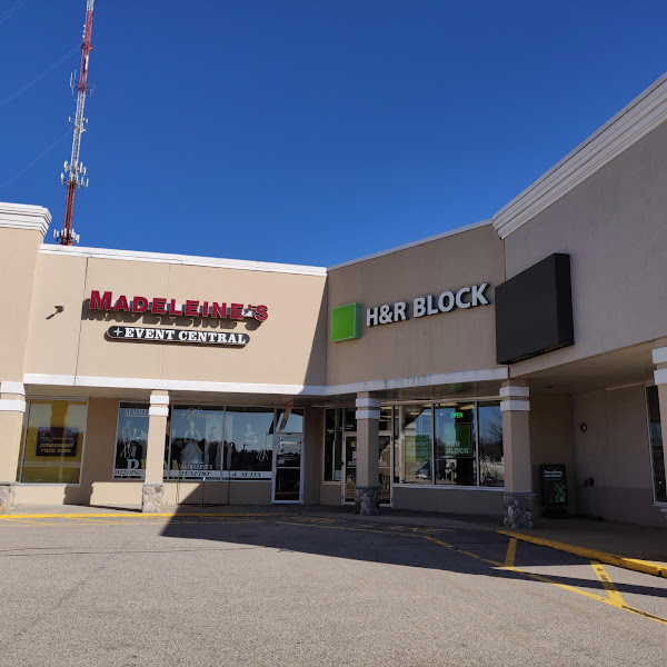 Lafayette Plaza Shopping Center