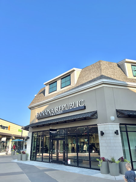 Banana Republic