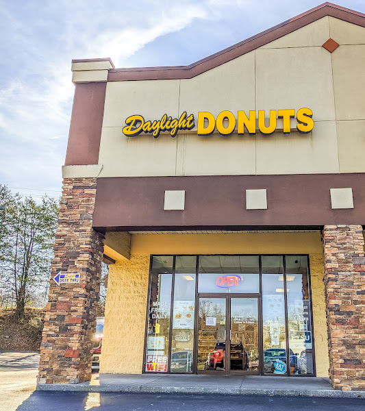 Daylight Donuts