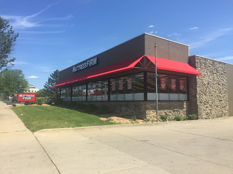 Mattress Firm Outlet - Fairlawn