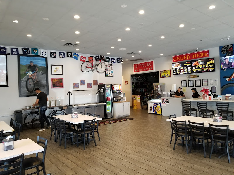 Paseo Plaza - another spot to pick up the trail