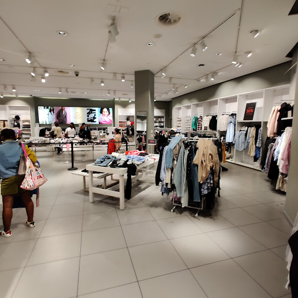 H&M