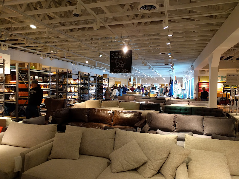 Crate & Barrel Outlet