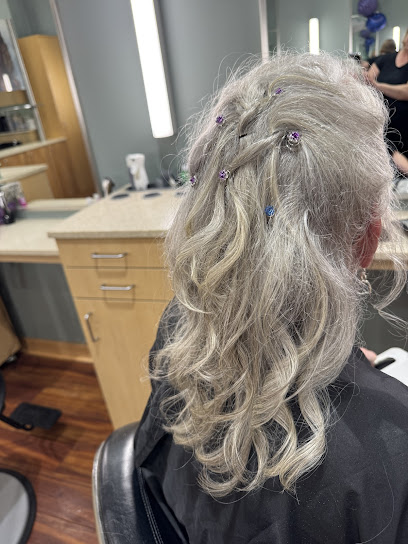 Regis Salon