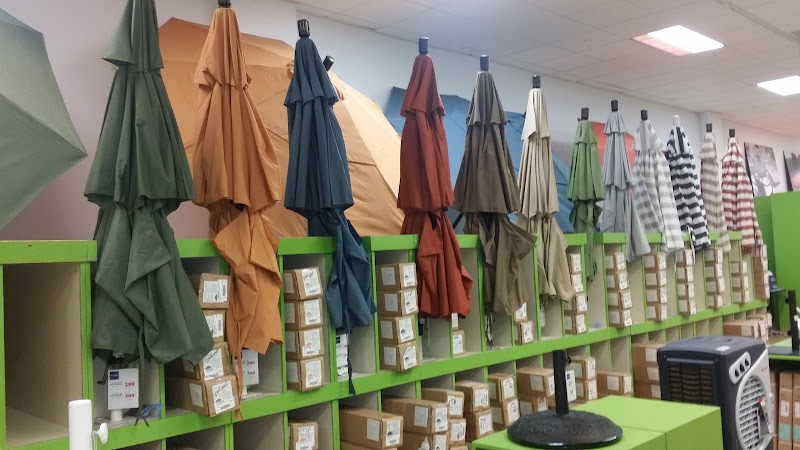 Fortunoff Backyard Store