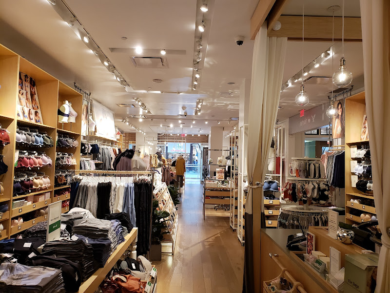 American Eagle , Aerie , OFFLINE Store