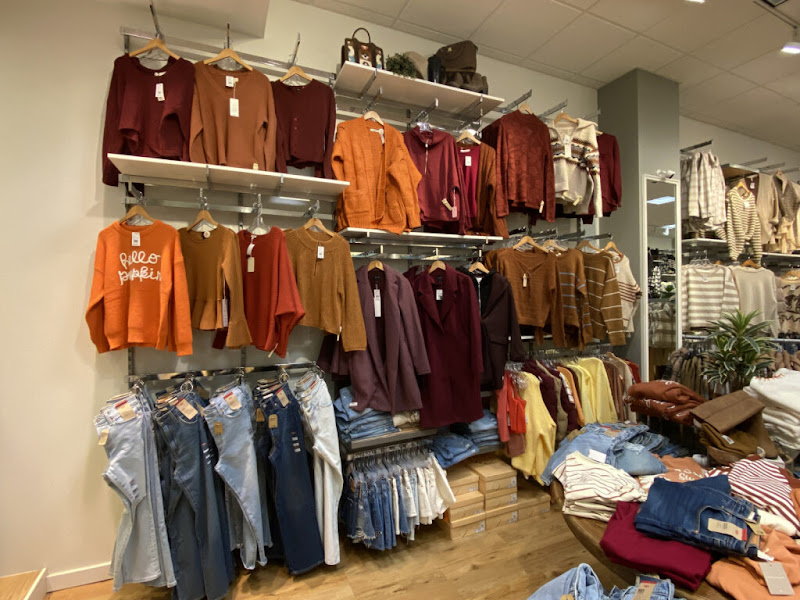 Glik's Boutique