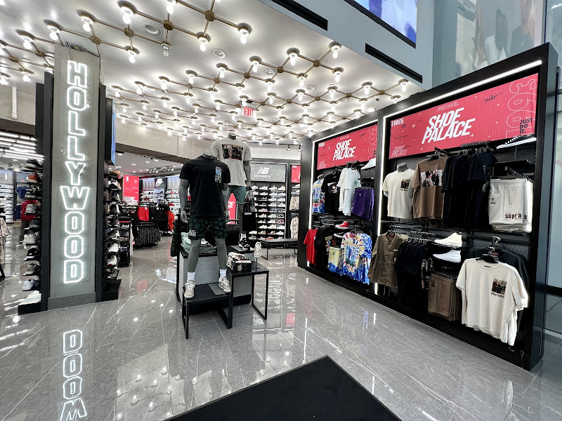 Shoe Palace