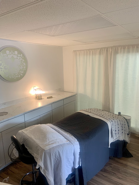 Refine Skin Clinic