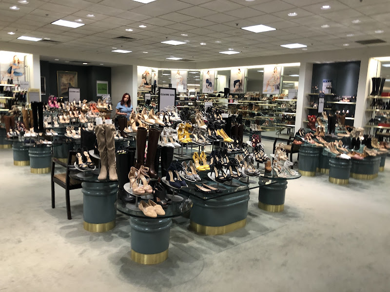 Dillard's