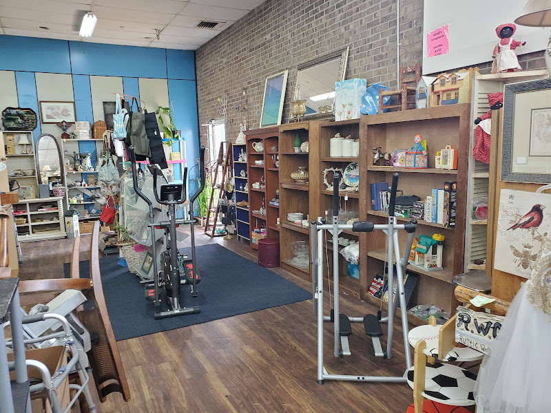 J & G Flea Market & Antique