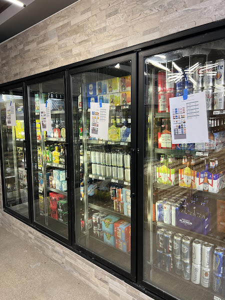 Denton's Craft Beer & Wine Really Cheap Beer