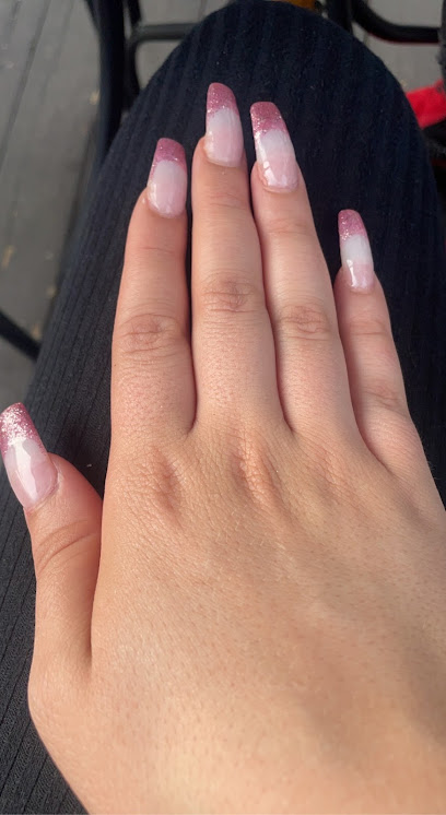 Palace Nails