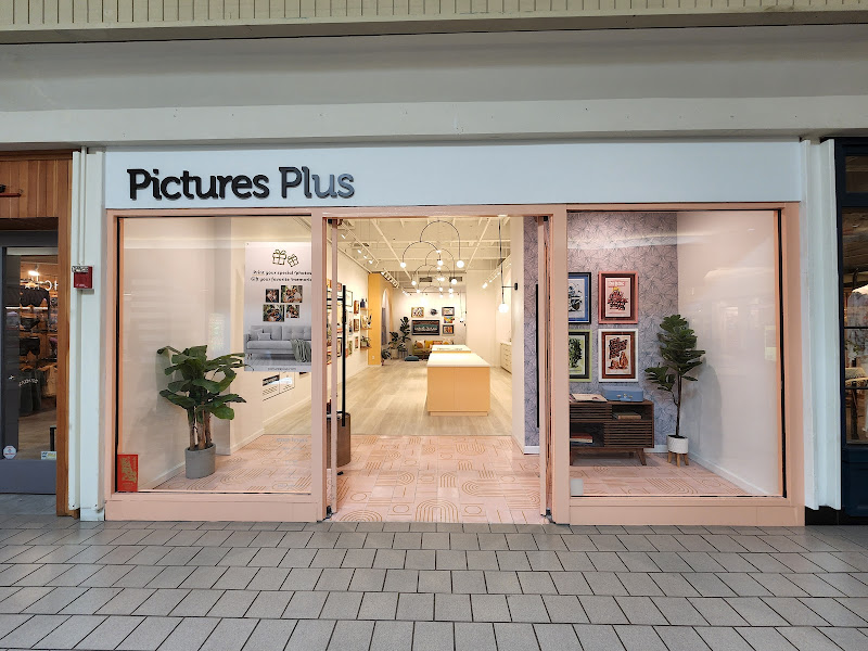 Pictures Plus - Kahala