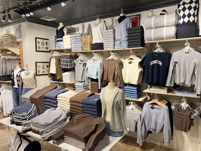Brandy Melville - Georgetown
