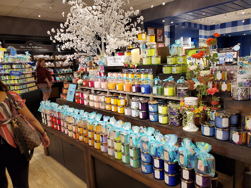 Bath & Body Works