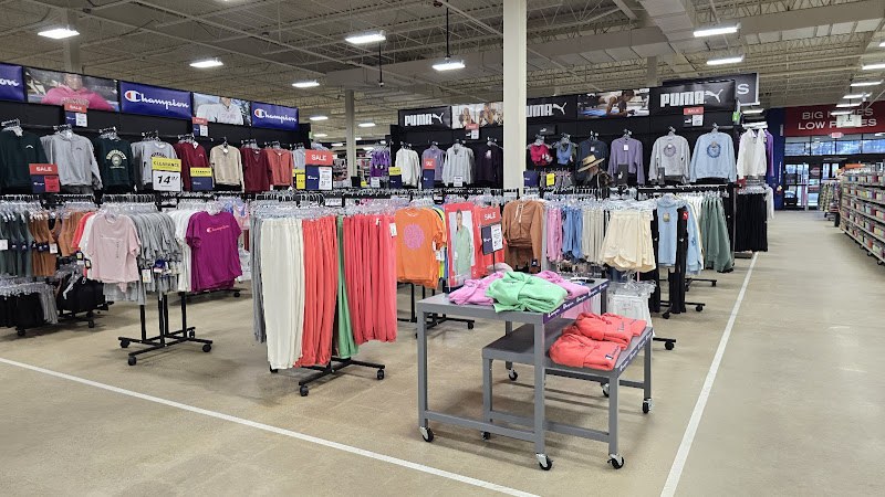 Dunham's Sports