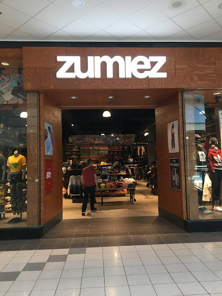 Zumiez