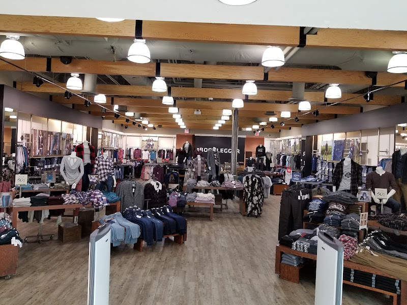BOOTLEGGER: St. Vital Centre