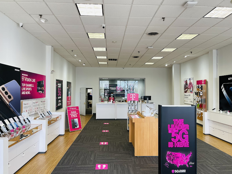 T-Mobile Authorized Retailer