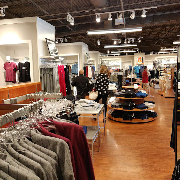 Banana Republic Factory Store