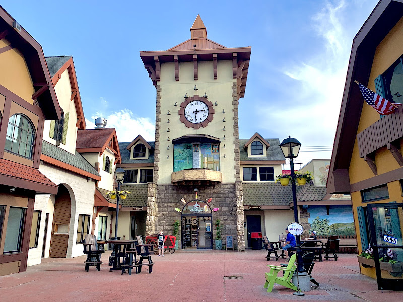 Glockenspiel Clocks