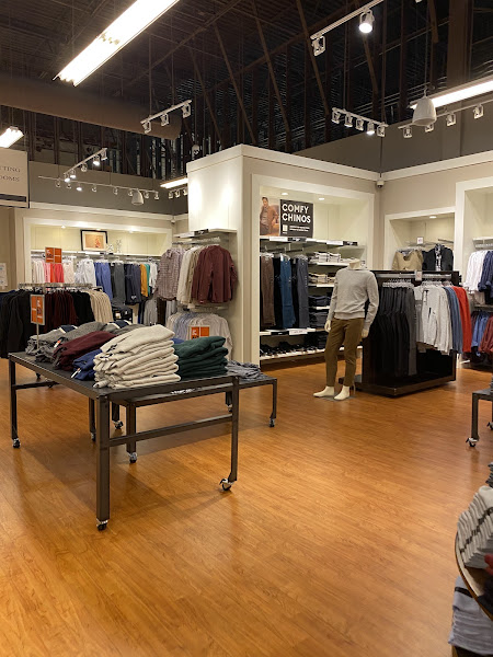 Banana Republic Factory Store