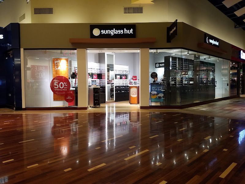 Sunglass Hut