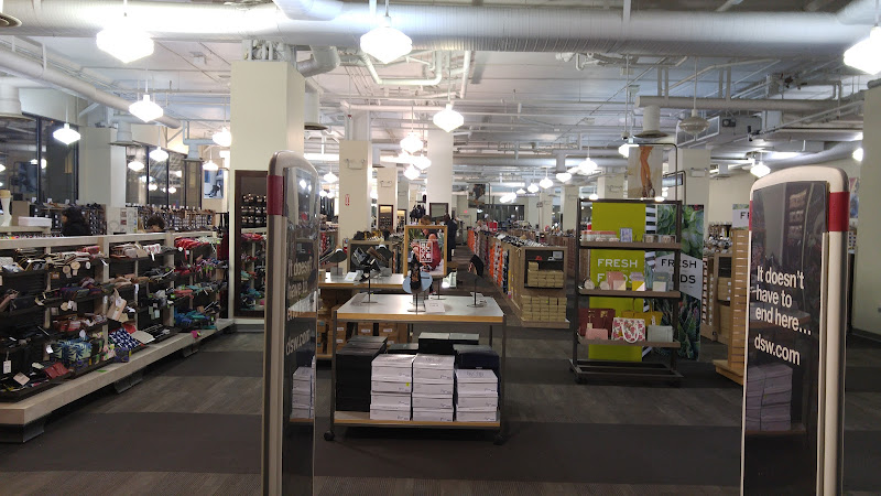 DSW Designer Shoe Warehouse