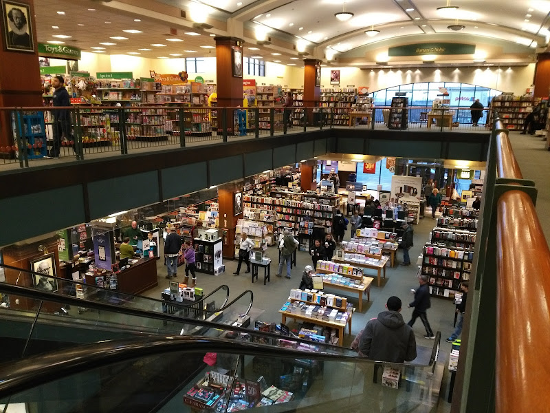 Barnes & Noble