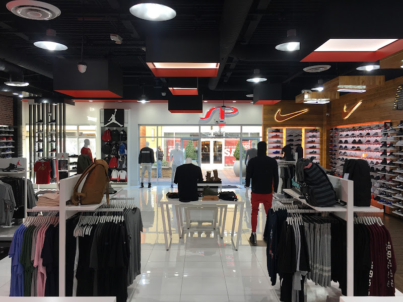 Shoe Palace