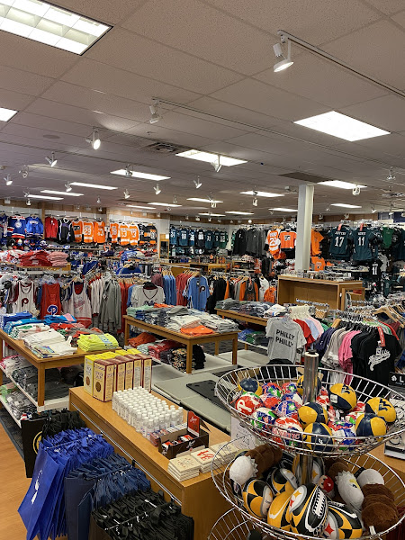 Rally House Philadelphia Premium Outlets