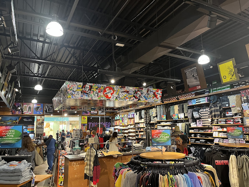 Zumiez
