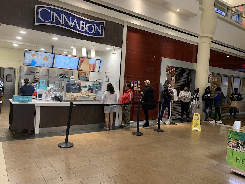 Cinnabon
